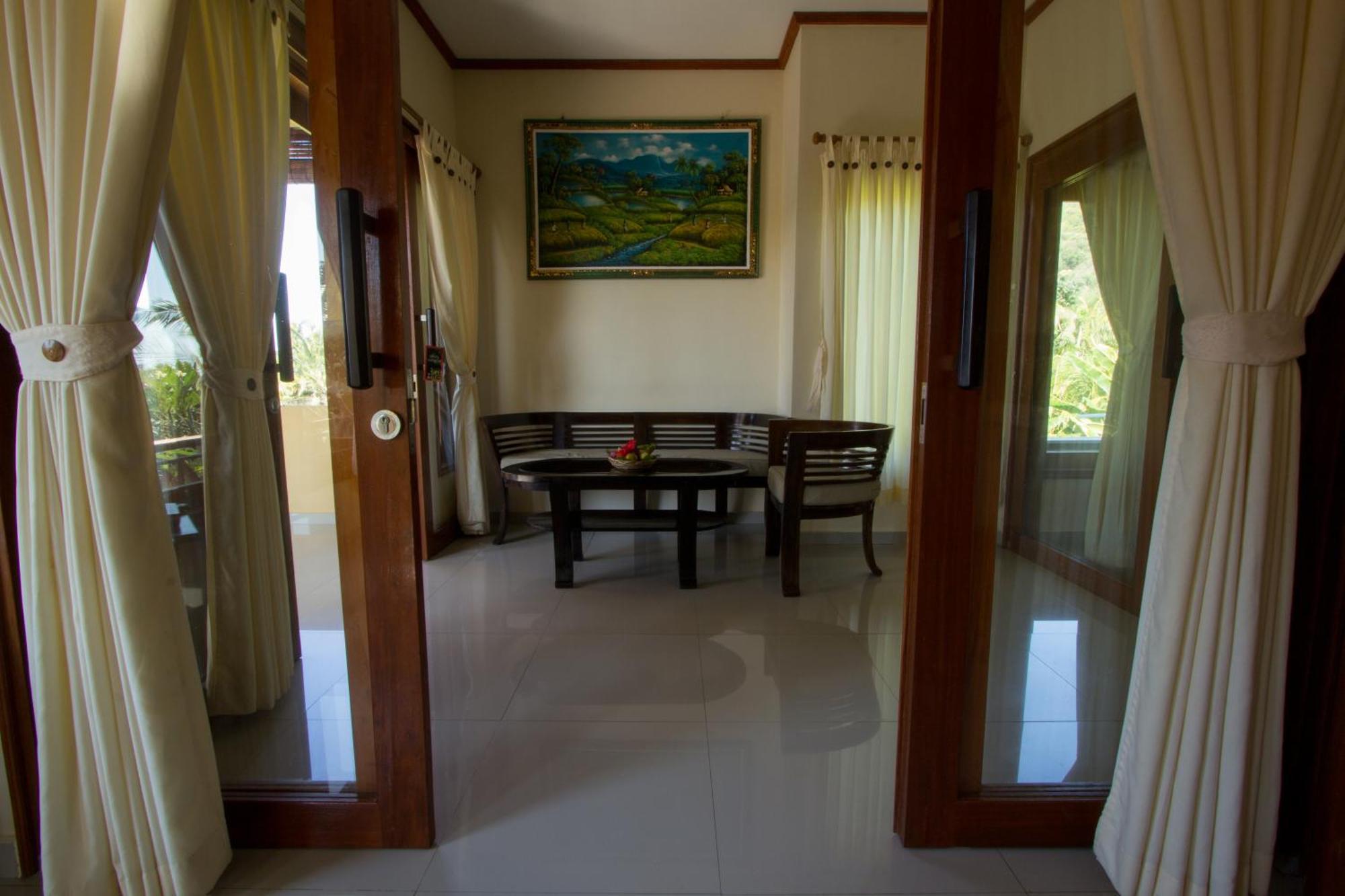 Arya Amed Beach Resort And Dive Center Стая снимка